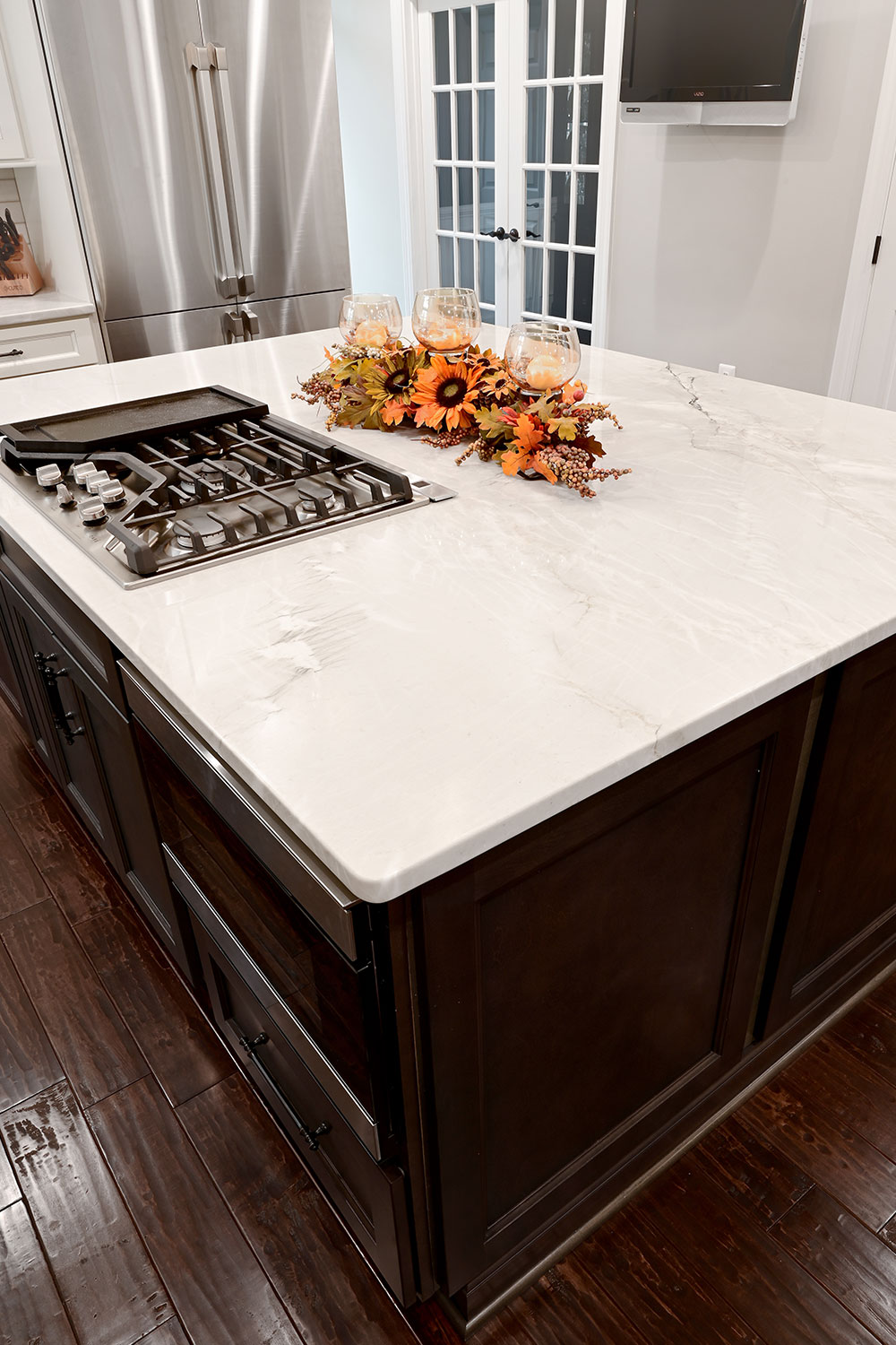 Traditional Transitional Kitchen Remodel by Sky Marble and Granite, Inc project photo 2